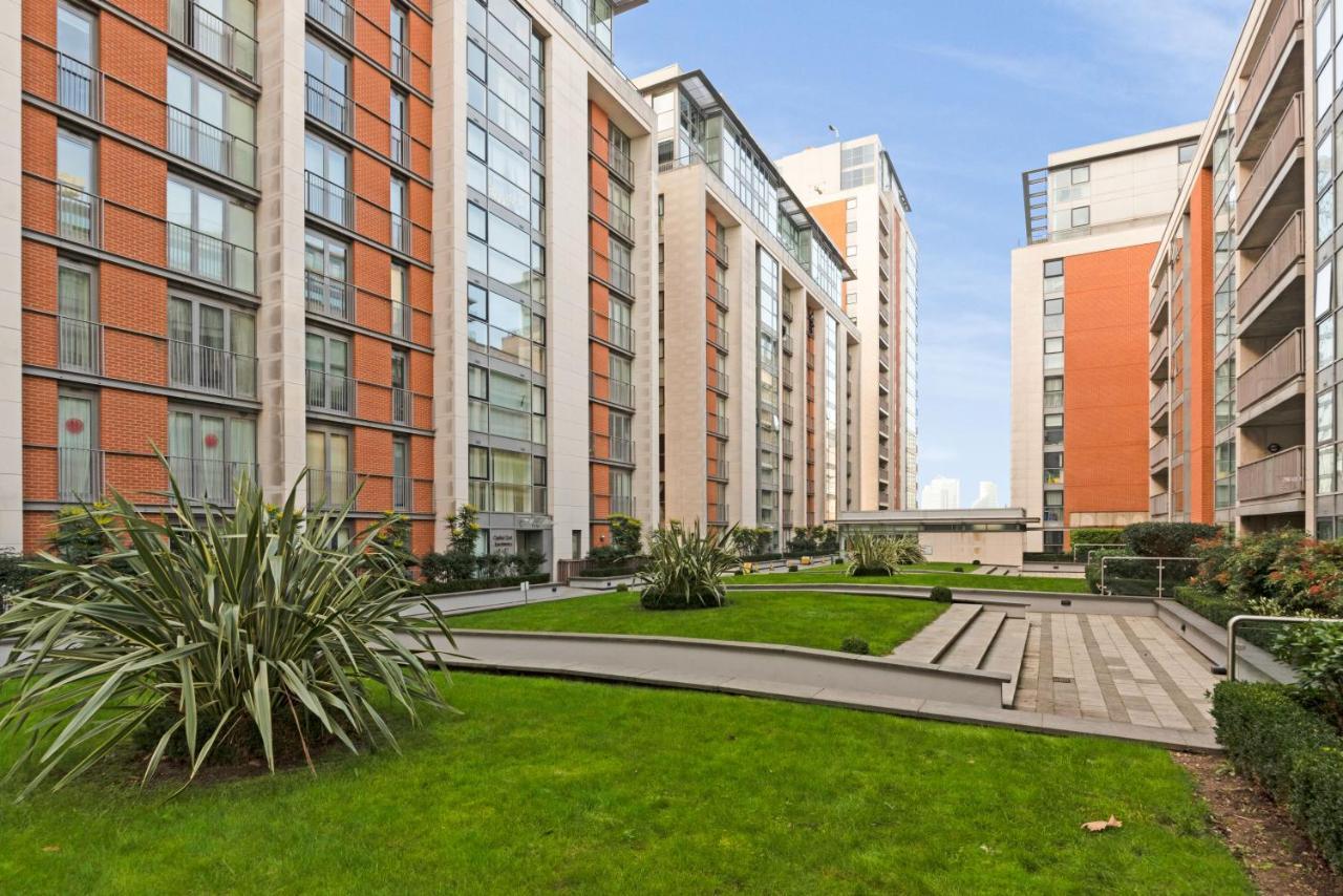 Excel 3 Bedroom Apartment Near City Airport And O2 Arena London Exterior photo