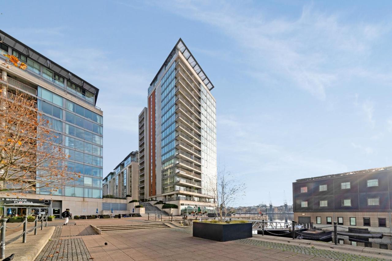 Excel 3 Bedroom Apartment Near City Airport And O2 Arena London Exterior photo